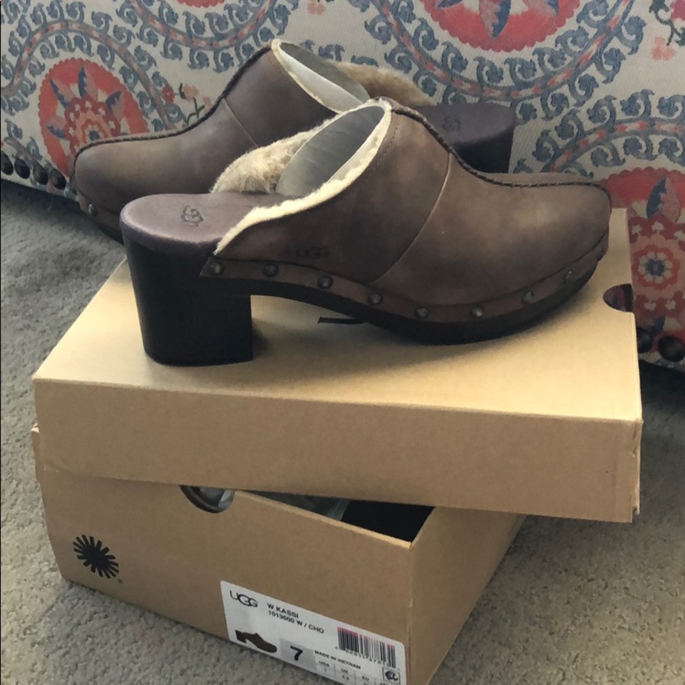 Ugg Clogs